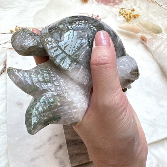 Gorgeous Large Moss Agate Sea Turtle Carving - Picture 6 of 9